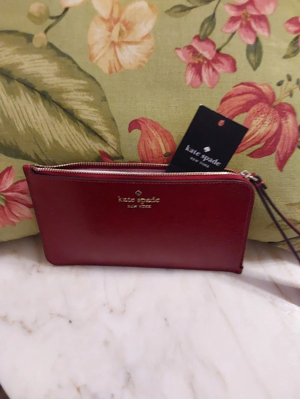 NWT Kate Spade Judy Saffiano Leather Wristlet